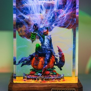 Lampe époxy personnalisée, lampe en résine époxy, lampe en résine époxy personnalisée, lampe en résine bois Art, veilleuse personnalisée, cadeau fait main - Product Image 1