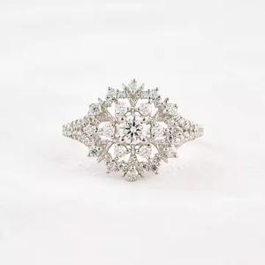 Bague de fiançailles Art Deco en Moissanite de laboratoire en or 14K Cadeau d'anniversaire romantique pour femmes Bagues en diamant - Product Image 4