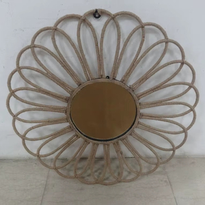 Fabricante de Marcos Decorativos para Espejos de Pared |   Exportación de Interiores Elegantes - Product Image 1