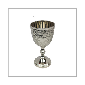 Cáliz de Latón Vintage, Copa Medieval con Grabado Real |   Decoración de Mesa Premium de Estilo Renacentista Rey Arturo, Regalo Decorativo - Product Image 2