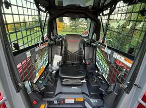 Livraison gratuite TAKEUCHI TL12R2 EPA CE approuvé Skid Steer Loader Eaton hydraulique cylindre noyau moteur pompe boîte de vitesses Gear Plc - Product Image 6