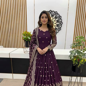 Nuevo Vestido de Fiesta de Diseñador Indio, Colección de Tela de Imitación de Georgette con Bordado Pesado y Lentejuelas, con Dupatta de Tela de Imitación de Georgette - Product Image 1