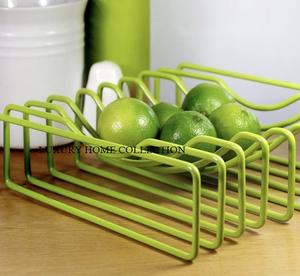 Panier de fruits en métal de style antique unique parfait pour les centres de table de fête de mariage ou la décoration de table d'événement d'intérieur élégant - Product Image 5