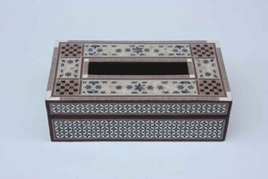 Nouvelle boîte à mouchoirs antique en os incrusté, motif floral noir - Product Image 6