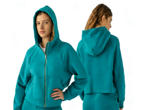 Sweat à capuche oversize pour femme en molleton tricoté Lulu, avec logo imprimé sur mesure, col montant zippé, séchage rapide, respirant et imperméable - Product Image 6