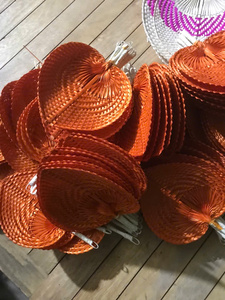 Hoja de Palma Bambú Handfan Hecho a mano Fiesta DE BODA Regalo Favor Forma de hoja natural Handheld Fan de Vietnam Artículo decorativo - Product Image 5