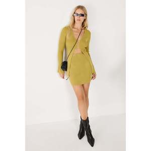 Conjunto de Dos Piezas Midi Casual Glam con Cuello en V y Corte Regular - Product Image 5