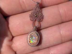 Collier tendance vintage en macramé avec chaîne à maillons, pierre de lune ronde de 25 à 30 mm, cadeau de fiançailles ou de mariage unisexe, dernière arrivée - Product Image 6