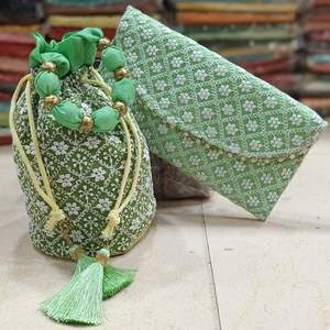Women's Floral Design <b>Mini</b> Handbag Raw Silk Exterior with Pearl Decorated Cotton Lining Fashion Accessory - Product Image 4