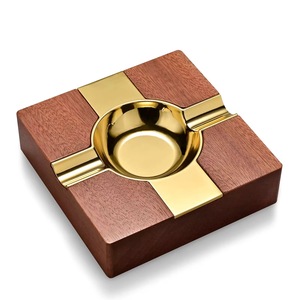 Grand cendrier de luxe en bois massif avec design classique anti-chute et anti-vol avec couvercle pour la maison ou l'hôtel - Product Image 1