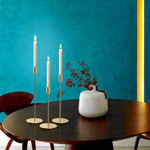 Bougeoir élégant en métal doré pour événements et fêtes à la maison - Product Image 5