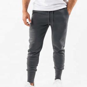 Venta al por mayor de alta calidad de los hombres Joggers de gimnasio personalizado Casual Track Jogger Pantalones Slim Fit Algodón Poliéster Pantalones de chándal con cremallera - Product Image 1