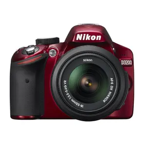 عدسة رقمية بعدسة أحادية عاكسة 24.2 ميجا بيكسل CMOS مع 18-55 مم f/3.5-5.6 AF-S DX VR NIKKOR عدسة تكبير باللون الأحمر