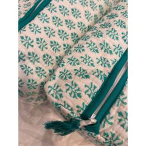 Bolsa de Cosméticos Verde Buti - Bolsa de Maquillaje Portátil de Poliéster Estilo Bohemio con Cierre, Bordada, Ecológica, Resistente al Agua y Personalizable - Product Image 2