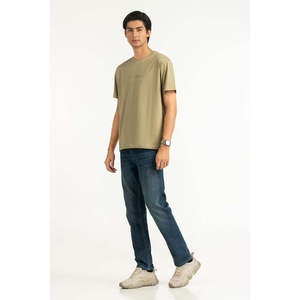 เสื้อยืดเจอร์ซีย์ผู้ชาย Relax Fit ลายพิมพ์เรียบ น้ำหนักผ้า 220 กรัม ป้ายกำกับแบบกำหนดเอง คุณสมบัติแบบบีบอัด หมายเลขรุ่น MN-TS-SS25-059 - Product Image 4
