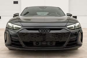 AUDI RS E-TRON GT 2024 USADO, Volante a la Izquierda/Derecha - Product Image 2