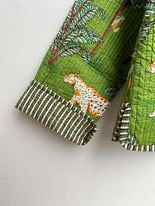 เสื้อแจ็คเก็ตผ้าฝ้ายพิมพ์ลายดอกไม้แบบกลับด้านได้สำหรับผู้หญิงอินเดีย เสื้อคลุมลำลองสำหรับทุกฤดู ติดกระดุม ดีไซน์ผ้าเจอร์ซีย์ - Product Image 3