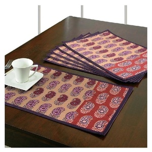 Tapetes de mesa de comedor de algodón orgánico rojo 100%, patrón cuadrado de doble capa certificado GOTS para uso doméstico en hoteles, exportador indio superior - Product Image 3