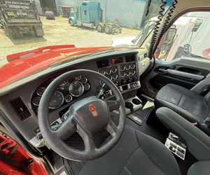 El mejor!! Camión Tractor de Servicio Pesado para Carretera, 6x4, Cabina con Cama, Diésel, para Transporte de Carga Comercial - Product Image 4