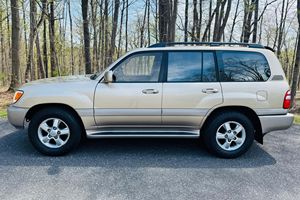 Top Quality 2003 LandCruisers 4WD SUV Left Hand <b>Drive</b> Diesel Automatic Transmission Luxury Off Road Vehicle Export Ready Reliabl - Product Image 6
