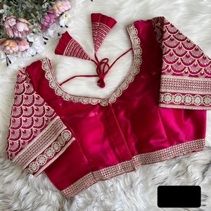 Saree indio de seda de algodón con precio bajo y colores atractivos disponibles en blusa para uso tradicional Sari de seda y Choli - Product Image 1