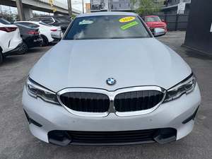 BMW Serie 3 330i Sedán RWD 2020, Listo para Enviar - Product Image 3