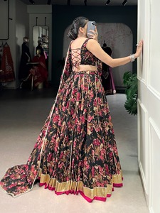Chiffon Designer Navratri Lehenga Collection catalogue complet disponible au prix de gros, lehenga choli collection haut de gamme. - Product Image 6