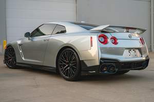 Nissan GT-R Premium Usado 2024 - Product Image 3