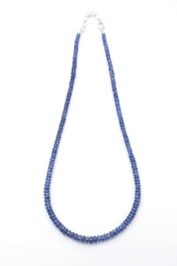 Collar con cuentas de piedras preciosas de diseño étnico tradicional con cadena de eslabones duradera para joyería hecha a mano - Product Image 2