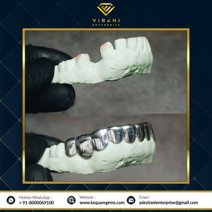 Lujosos dientes Grillz para hombres y mujeres Moissanite redondo y tachonado de diamantes para compradores a granel - Product Image 4