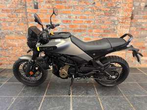 Motocicleta SVARTPILEN 401 2025 Lista para Enviar - Product Image 2