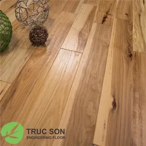 Plancher en bois massif de couleur teck, bois dur européen, légèrement brossé, pour porte, prix bas