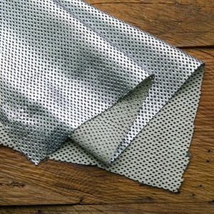 Ocultar de cuero perforado plateado metálico elegante disponible en 1 a 22 pies cuadrados para productos de cuero personalizados - Product Image 3