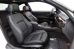 รถบีเอ็มดับเบิลยู 335i xDrive Coupe ปี 2010 มือสอง พวงมาลัยซ้าย/ขวา - Product Image 3