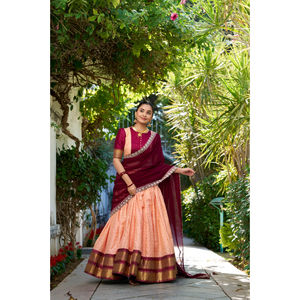 Estilo indio de Bollywood Lehenga Choli con diseño pakistaní Dupatta Zari Chex Readymade Wedding & Party Wear para Mujeres para el invierno - Product Image 3