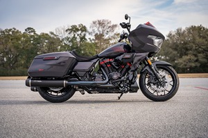 Motocicleta de Turismo de Alto Rendimiento con Motor V-Twin de 1900–2000cc - Product Image 3