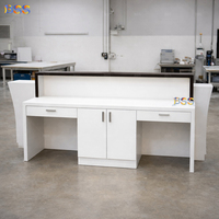 Comptoir de réception pour cabinet dentaire blanc Led Comptoir de salon de coiffure design clinique de beauté Comptoir frontal médical en Corian au design moderne
