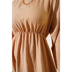 เดรสผ้าลินินเอวยางยืดและแขนเสื้อลาเต้ - Product Image 1