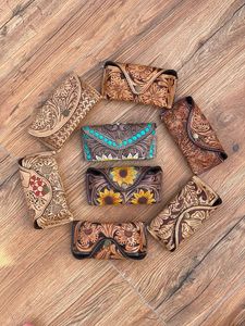 Venta caliente de la vendimia de piel de cuero de embrague tallado carteras de cuero bolsos de mano de cuero para las mujeres - Product Image 1