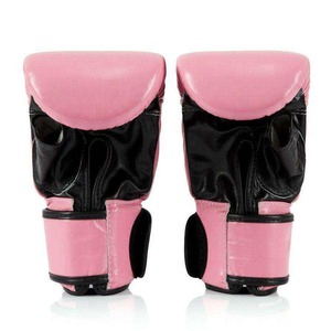ถุงมือชกมวยไทยแฟร์เท็กซ์แบบสั่งทำพิเศษ สำหรับฝึกซ้อม รุ่น Heavy Hitter สไตล์เม็กซิกัน หนังแท้ ปิดนิ้วเต็มรูปแบบ - Product Image 4