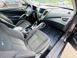 Auto Usado de Calidad a Precio Accesible, Hyundai Veloster 2015, Volante a la Izquierda - Product Image 4