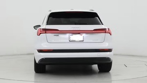 รถยนต์ออดี้ อี-ทรอน พรีเมียม เอสยูวี ปี 2022 สภาพดี ใช้งานน้อย - Product Image 6