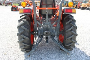 Tractores agrícolas KUBOTA L2501 usados de menos de 40 HP listos para la venta - Product Image 3