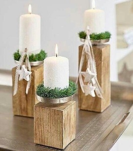 Portavelas de estilo rústico hecho de madera maciza con detalles artísticos para salas de estar o comedores de temática rústica - Product Image 1