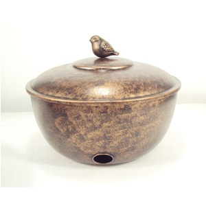 Bol de tuyau en métal fini laiton antique avec couvercle et bouton de conception d'oiseau pour la maison jardin arrosage plantes bol de tuyau d'arrosage décoratif - Product Image 1