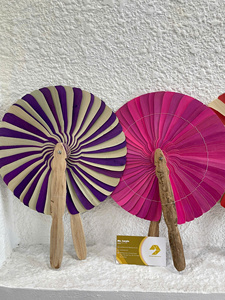 Abanico de Mano de Hoja de Palma y Bambú Hecho a Mano en Vietnam, Recuerdo para Fiestas y Bodas, Abanico Decorativo de Bambú con Forma de Hoja Natural - Product Image 5