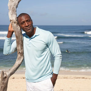 Camisa Casual Unisex de Manga Larga, Color Sólido, Logotipo Personalizado, Suministro ODM, Transpirable, de Poliéster de Punto, Secado Rápido - Product Image 2