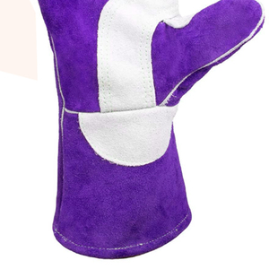 Guantes de seguridad de cuero de vaca de alta resistencia con puño de brazo largo para pegar soldadura y cortar guantes de soldadura de cuero - Product Image 6