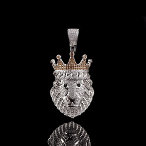 Collar de Moda con Incrustaciones de Moissanita VVS, Diseño de Cara de León en Plata 925, Joyería Personalizada de Alta Gama a Bajo Precio - Product Image 1