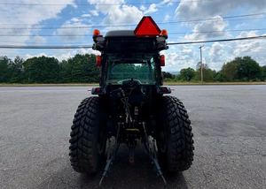 รถแทรกเตอร์มือสองคุณภาพเยี่ยมปี 2023 รุ่น Massey Ferguson 2860M ขับเคลื่อน 4 ล้อ สำหรับการเกษตร รถแทรกเตอร์ Massey Ferguson 2860M มีขาย - Product Image 6